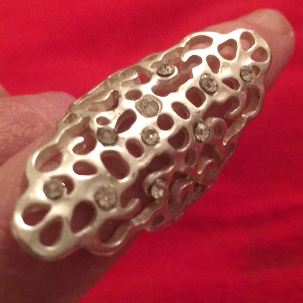 Stretch ring